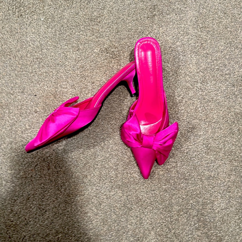 Pink- small heels size 9